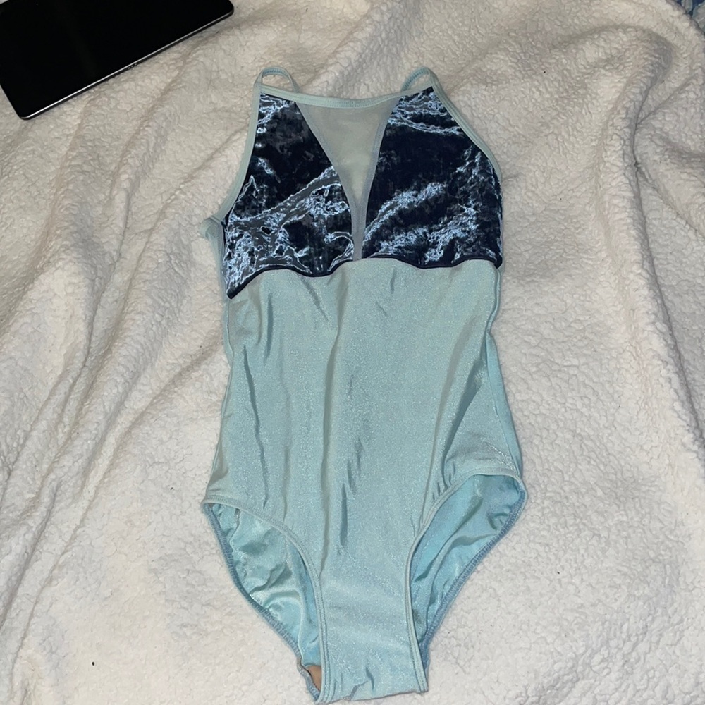 Eleve size M leotard